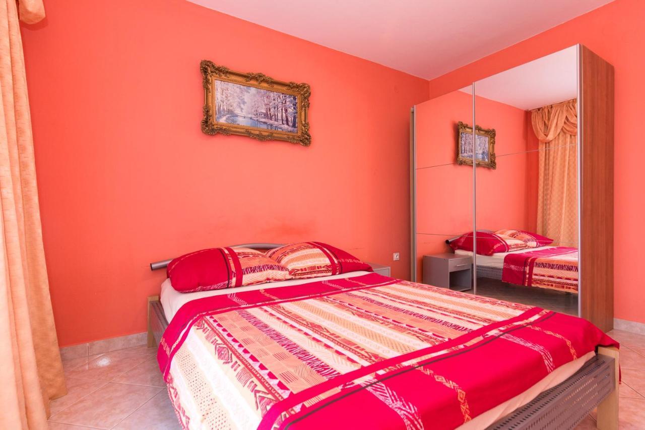Vila Milano Apartment Kornić Екстериор снимка