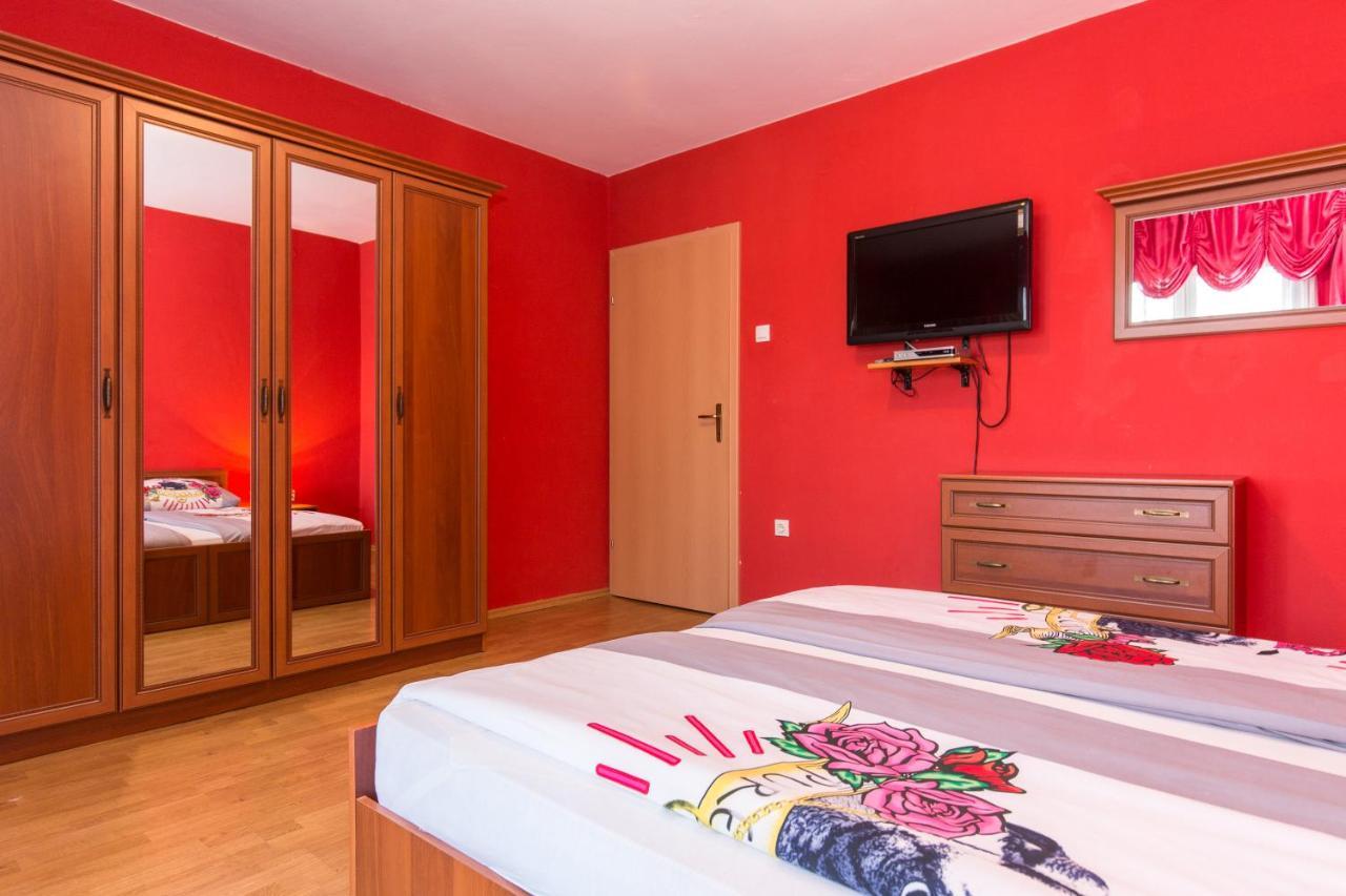 Vila Milano Apartment Kornić Екстериор снимка