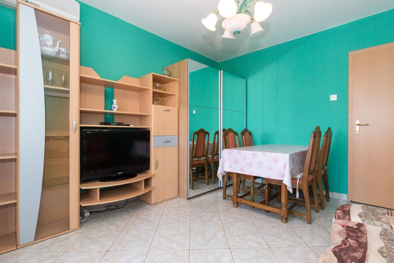 Vila Milano Apartment Kornić Екстериор снимка